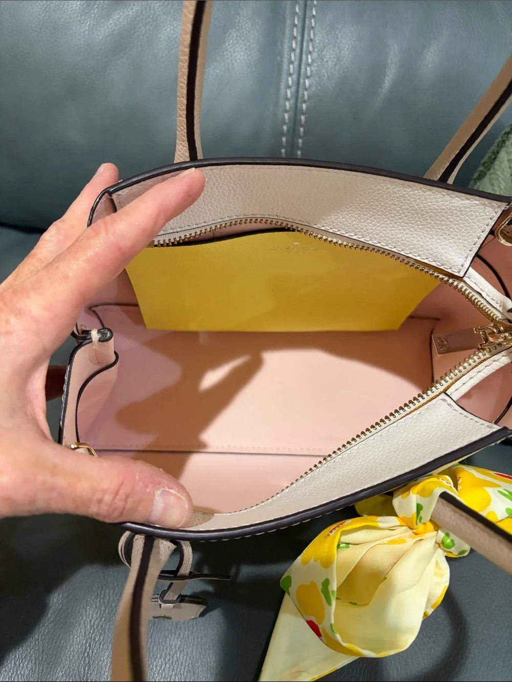 Kate Spade Eva Small Zip Tote